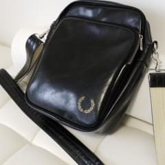 フレッドペリーショルダーバックのサムネイル