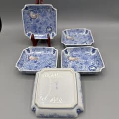 蔵出し！昭和レトロ・アンティーク【　宮内庁御用達　深川製磁　面取12花生　】 宮内庁御用達 深川製磁 龍鳳凰丸紋 草花紋様 角皿 時代物 5枚セット