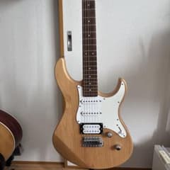 Yamaha PACIFICA エレキギターのサムネイル