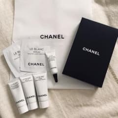 CHANELノベルティ　ネイルケアセット　サンプルのサムネイル