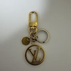 最終値下げ VUITTON キーホルダー キーチェーンのサムネイル