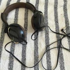 SONYのヘッドホンのサムネイル