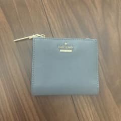 kate spade ケイトスペード 二つ折り財布のサムネイル