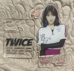 TWICE モモ アクリルスタンドのサムネイル