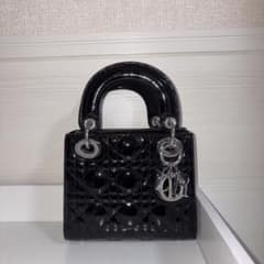 【美品】DIORレディディオール ミニ ブラック パテント シルバー金具 正規品のサムネイル