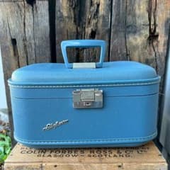 【USA vintage】スカイライナー トレインケース メイクボックス USA vintage】スカイライナー トレインケース メイクボックス - メルカリ