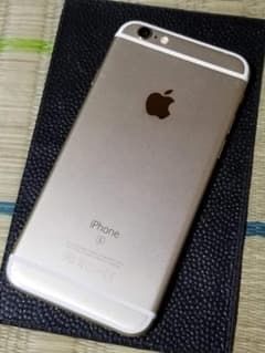 【即買いOK！】iPhone 6s Gold 64 GB SIMフリーのサムネイル