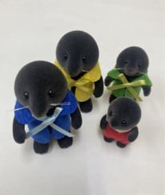 シルバニアファミリー モグラ4体セットのサムネイル
