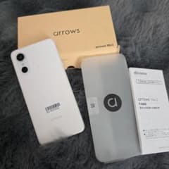 arrows We3 F-52G ホワイト 本体 - メルカリ