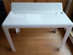 デスク（フランス）− 希少、1970年代スペースエイジデザイン家具 希少デスク、70年代ビンテージ（仏）スペースエイジデザイン家具