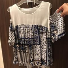 ローズバッド 新品 オープンショルダーのサムネイル
