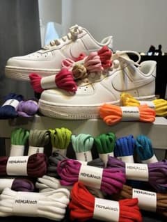 【新品】【人気】Nike Air Force 1 白 靴紐一色プレゼントのサムネイル