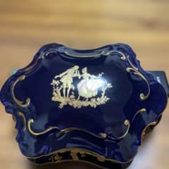 青色陶磁器星形ボンボニエール(お菓子入)❣️ お値引き夏祭り‼️相談応ず‼️ 青色陶磁器星形ボンボニエール(お菓子入)❣️ お値引き夏祭り‼️相談