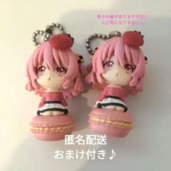 カラフルピーチ　のあさん　マカロンキーホルダー　ガチャガチャのサムネイル