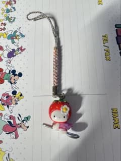 ご当地キティ 栃木限定 いちごキティ いちご 銀スプーン 根付け - メルカリ