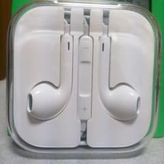 iPhone新品イヤホン✩のサムネイル