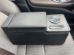 ヤリスクロス・コンソールBOXのサムネイル