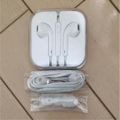 iPhoneイヤホンのサムネイル