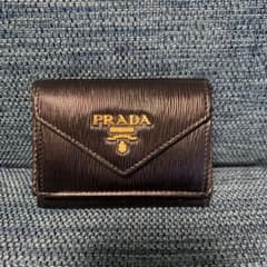 PRADA プラダ 折り財布のサムネイル