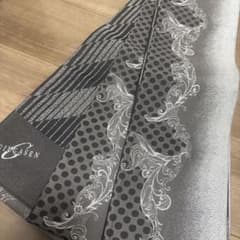 美品！　正絹　半幅帯 銀花仙　グレー　リバーシブル 美品！ 正絹 半幅帯 銀花仙 グレー リバーシブル - メルカリ