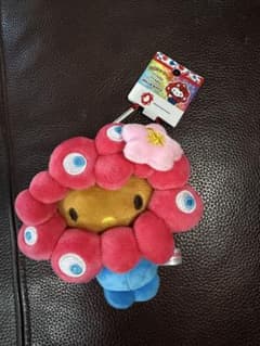 ハローキティ ミャクミャク ぬいぐるみキーホルダー 日焼け - メルカリ