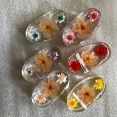 可愛いお花楕円型箸置きのサムネイル