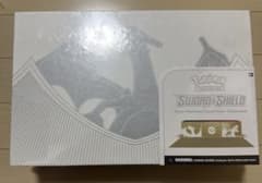 新品未開封】ウルトラプレミアムコレクション リザードン 海外限定