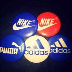 【在庫あるのみ】adidas NIKE puma バッチのサムネイル