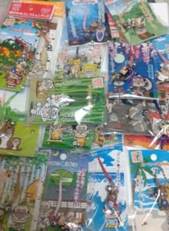 レア オマケつき ご当地加トちゃんストラップ17点セット - メルカリ