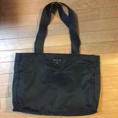 プラダトートバック 正規品のサムネイル