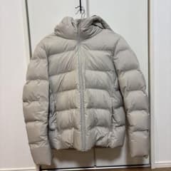 UNIQLO シームレスダウンジャケット M シルバーのサムネイル