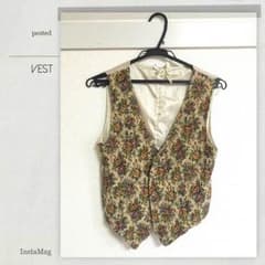 【ぼっち様専用】花柄 ベストのサムネイル