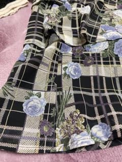 インゲボルグ♡花柄&チェック柄♡セットアップ♡黒のサムネイル