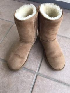 UGG アグ ムートンブーツのサムネイル