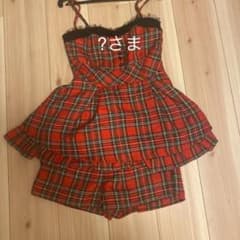 赤チェックセットアップのサムネイル