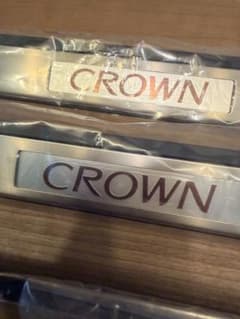 トヨタ純正 CROWN スカッフ08266-30230と記載 トヨタ純正 CROWN スカッフ08266-30230と記載 - メルカリ