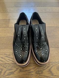 ZARA WOMAN スタッズ付き ローファー ブラック 37のサムネイル