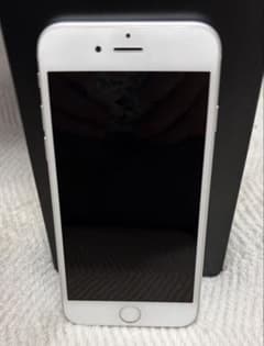 Apple iPhone 6 128GB シルバー　箱付きのサムネイル