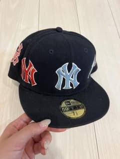 supreme × NEW ERA ヤンキース キャップ シュプリームのサムネイル