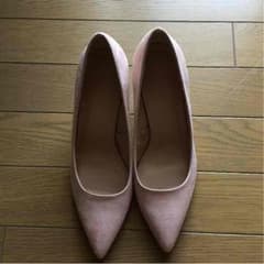 ZARA ピンクベージュスエード調パンプス売り切れ！のサムネイル