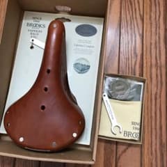 未使用！BROOKS サドル B17 HONEY メンテナンスキット付きのサムネイル