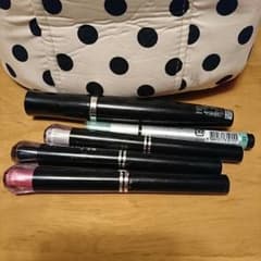 コスメセットのサムネイル