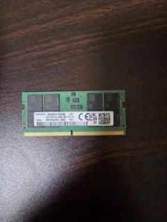 Samsung 32GB DDR5 4800MHz ノートpc用のサムネイル