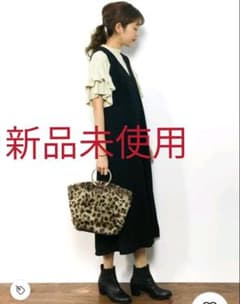 coca エンボス加工深Ｖネックロングワンピース GU UNIQLO ZARAのサムネイル