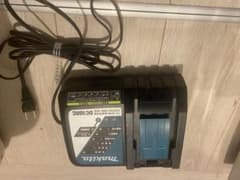 makita 充電器　1口のサムネイル