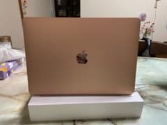 MACBOOK AIR 2018のサムネイル