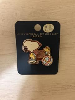 日*9様 USJ スヌーピー ピンバッジ HAPPY NEW YEAR 2002のサムネイル