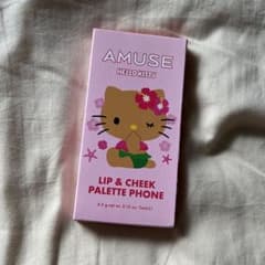 AMUSE HELLO KITTY LIP & CHEEK PALETTEのサムネイル