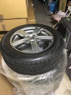 215/60R17 スタッドレスタイヤのサムネイル