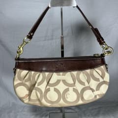 COACH シグネチャー ハンドバッグ　馬車ロゴ　12950 アクセサリーポーチ COACH シグネチャー ハンドバッグ 馬車ロゴ 12950 アクセサリーポーチ